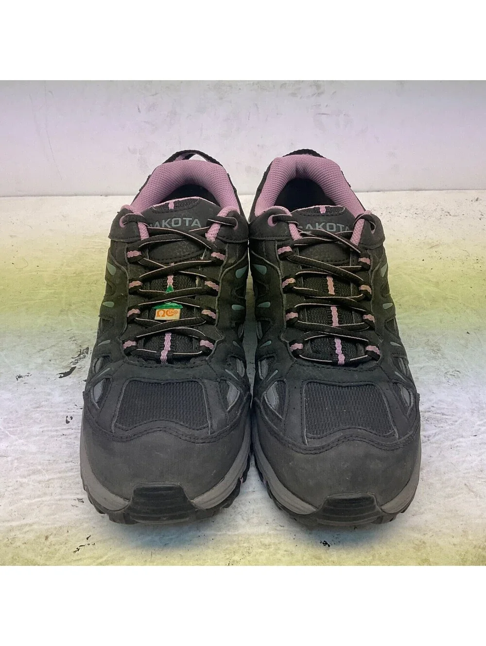Dakota used shoes